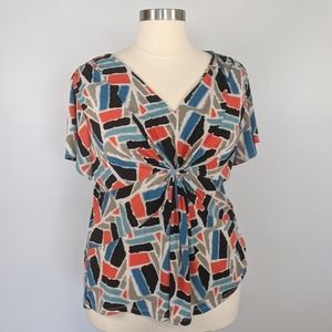 Daisy Fuentes graphic short sleeved blouse